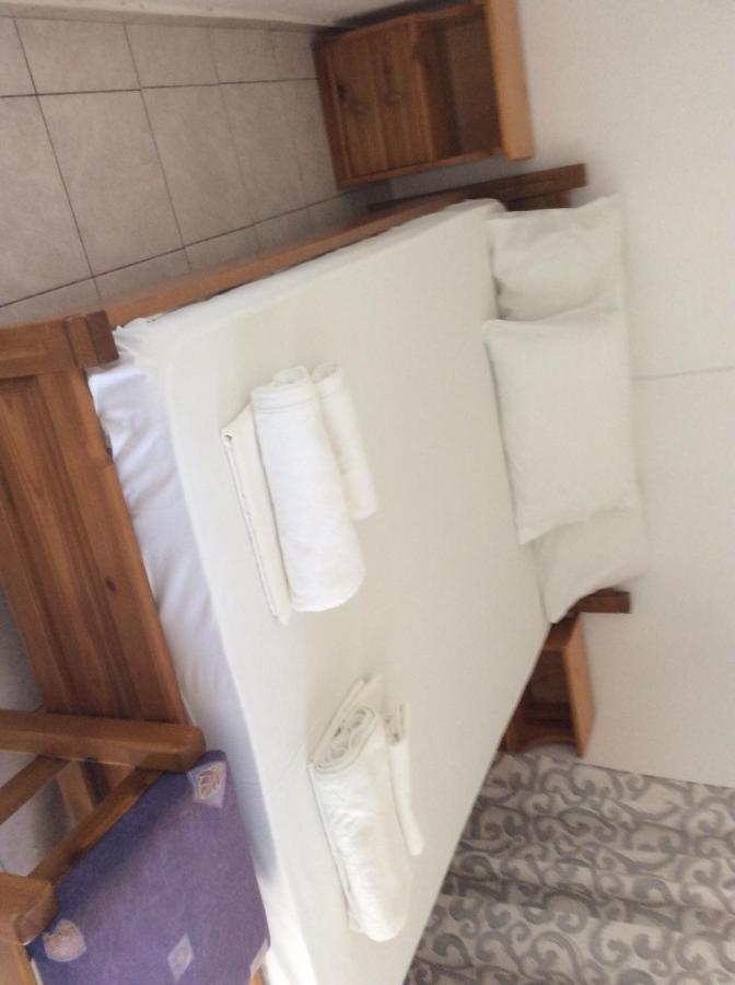 Despoina Rooms *